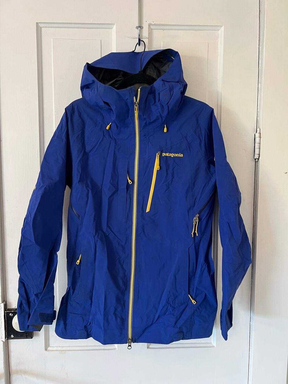 Patagonia PowSlayer Jacket women’s small goretex blue ski snowboard winter coat